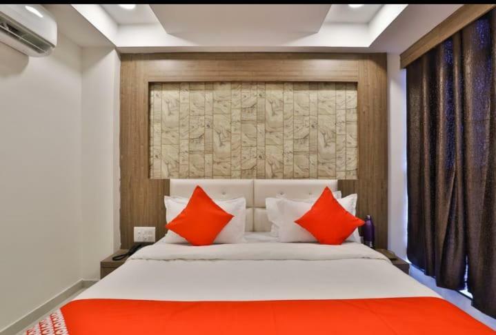 Hotel Pathik Villa Ahmedabad Exterior photo